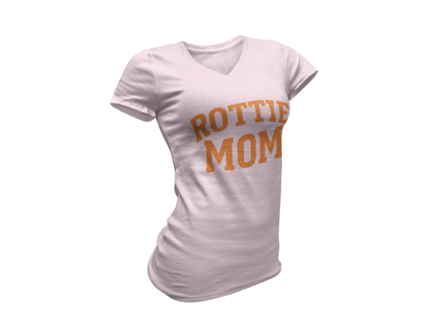 20260306051959-1f1191c1-eed1-6ed0-ae06-0e965d6e9a4b.png Rottie Mom T-Shirt — Proud Rottweiler Dog Mom Tee